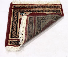 Carica l'immagine nel visualizzatore di Gallery, Tappetino Piccolo Lana Merinos Islamabad - 30x30 Cm (GalleriaFarah1970)