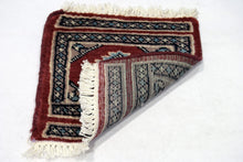 Carica l'immagine nel visualizzatore di Gallery, Tappetini Lana Merinos - 30x30 Cm