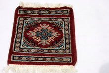 Carica l'immagine nel visualizzatore di Gallery, Tappetino Piccolo Lana Merinos Islamabad - 30x30 Cm (GalleriaFarah1970)