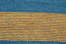 Load image into Gallery viewer, Kilim indiano autentico moderno e originale, 90x60 cm