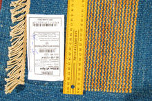 Load image into Gallery viewer, Kilim indiano autentico moderno e originale, 90x60 cm