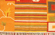 Load image into Gallery viewer, Original Authentic Hand Made Carpet 200x140 CM