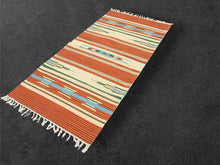 Carica l'immagine nel visualizzatore di Gallery, Kilim Original Authentic Hand Made 60X40 CM (Galleriafarah1970)