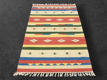 Carica l'immagine nel visualizzatore di Gallery, Kilim Original Authentic Hand Made 60x40 CM (Galleria Farah 1970)