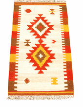 Load image into Gallery viewer, Original Authentic Hand Made Carpet 100x60 CM