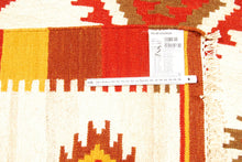 Lade das Bild in den Galerie-Viewer, Original Authentic Hand Made Carpet 200x140 CM