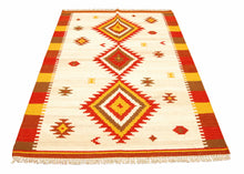 Lade das Bild in den Galerie-Viewer, New Design Original Authentic Hand Made Kilim India 240x170 CM