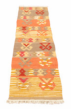 Carica l'immagine nel visualizzatore di Gallery, 200x60 CM Autentik Kilim Kelem Original Hand Made Classic STYL