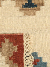 Carica l'immagine nel visualizzatore di Gallery, Originale kilim fatto a mano 90x60 CM
