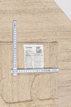 Carica l'immagine nel visualizzatore di Gallery, New Design Original Authentic Hand Made Kilim India 230x160 CM