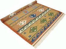 Carica l'immagine nel visualizzatore di Gallery, TEPPICH NEW KILIM 80% WOOL 20% COTTON 110x60 CM #GalleriaFarah1970