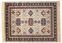 Lade das Bild in den Galerie-Viewer, Tappeti Farshian Tappeto Caucasian, Viscosa, Avorio, 190 x 140