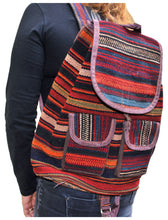 Lade das Bild in den Galerie-Viewer, Zainetto Kilim Autentico Originale Fatto a Mano 40x30 CM