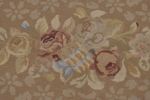 Carica l'immagine nel visualizzatore di Gallery, Carpets Needl point classic floreal francia design 183x122 cm