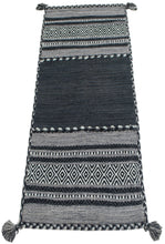 Carica l'immagine nel visualizzatore di Gallery, Kilim Lory tribal 100% Cotone, indiano, fatto a mano 140x70 cm