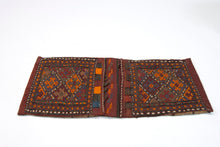 Carica l'immagine nel visualizzatore di Gallery, Autentik Kilim Kelem Original Hand Made Classic STYL 103x45 CM