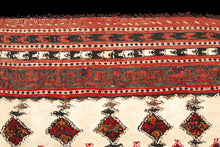Lade das Bild in den Galerie-Viewer, Original Hand Made Rustic Kilim / Cicim 125x93 CM