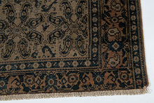 Load image into Gallery viewer, 135x100 Cm Antico Tappeto Malayer Vintage