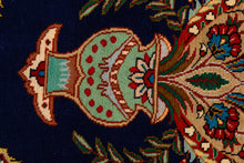 Carica l'immagine nel visualizzatore di Gallery, Authentic original hand knotted carpet 190x145 CM