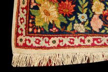 Carica l'immagine nel visualizzatore di Gallery, 211x132 CM Authentic original hand knotted carpet