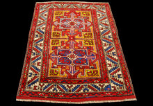 Lade das Bild in den Galerie-Viewer, Hand Made Turkye Carpets 165x125 CM