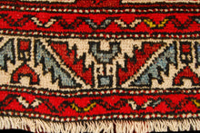 Lade das Bild in den Galerie-Viewer, Hand Made Turkye Carpets 165x125 CM