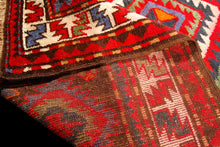 Carica l'immagine nel visualizzatore di Gallery, Hand made Antique Kazak / Shirvan Caucasic Carpets CM 265x125