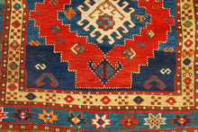 Carica l&#39;immagine nel visualizzatore di Gallery, Hand made Antique Kazak / Shirvan Caucasic Carpets CM 200x110
