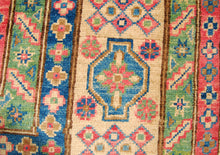 Carica l'immagine nel visualizzatore di Gallery, Hand knotted carpet Ghazni / Chubi - CM 300x200