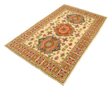 Carica l'immagine nel visualizzatore di Gallery, Hand knotted carpet Ghazni / Chubi - Beige Colors - 190x120 CM
