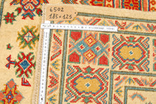 Lade das Bild in den Galerie-Viewer, Hand knotted carpet Ghazni / Chubi - Beige CM 185x125