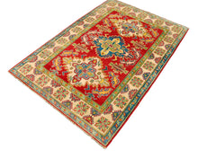 Carica l'immagine nel visualizzatore di Gallery, Hand knotted carpet Ghazni / Chubi - Red CM 180x125