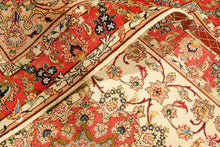 Carica l'immagine nel visualizzatore di Gallery, Rectangular Hand knotted carpet Original Colors 150x103 CM