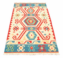 Lade das Bild in den Galerie-Viewer, Kilim Original Authentic Hand Made 153x96 CM