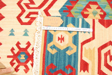 Lade das Bild in den Galerie-Viewer, Kilim Original Authentic Hand Made 153x96 CM