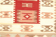 Lade das Bild in den Galerie-Viewer, Kilim Original Authentic Hand Made 150x94 CM