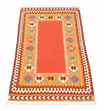Lade das Bild in den Galerie-Viewer, Kilim Original Authentic Hand Made 120x80 CM