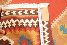 Lade das Bild in den Galerie-Viewer, Kilim Original Authentic Hand Made 120x80 CM