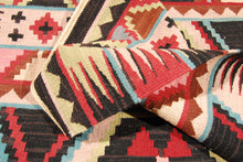 Lade das Bild in den Galerie-Viewer, Kilim Original Authentic Hand Made 122x85 CM