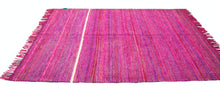 Lade das Bild in den Galerie-Viewer, New Design Original Authentic Hand Made kilim Silk India 230x160 CM