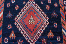 Carica l'immagine nel visualizzatore di Gallery, 220x125 CM Rectangular Hand knotted carpet Original Colors