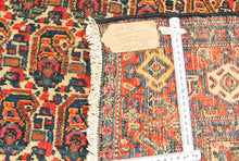Carica l'immagine nel visualizzatore di Gallery, Rectangular Hand knotted carpet Original Colors 195X135 CM