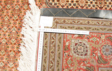 Lade das Bild in den Galerie-Viewer, Tappeto Extra fine Tabriz Original Hand Made Carpets 310x200 CM