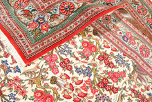 Carica l'immagine nel visualizzatore di Gallery, Tappeto Quom Original Hand Made Carpets CM 155x106