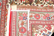Carica l'immagine nel visualizzatore di Gallery, Tappeto Quom Original Hand Made Carpets CM 155x106