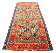 Carica l&#39;immagine nel visualizzatore di Gallery, Hand made Antique Kazak / Shirvan / Kuba Caucasic Carpets CM 276x107
