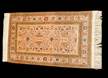 Lade das Bild in den Galerie-Viewer, 62x40 Cm Antico Tappeto Hereche / Hereke in seta 100%