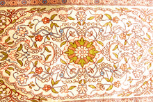 Lade das Bild in den Galerie-Viewer, Antico Tappeto Hereche / Hereke in seta 100% Misura 122x74