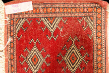 Lade das Bild in den Galerie-Viewer, Tappeto Autentico Originale Annodato a Mano Kashmir Pakistan 30x30 CM