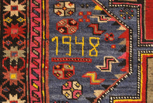 Lade das Bild in den Galerie-Viewer, Hand made Antique Kazak / Shirvan/ Caucasic Carpets 260x150 CM